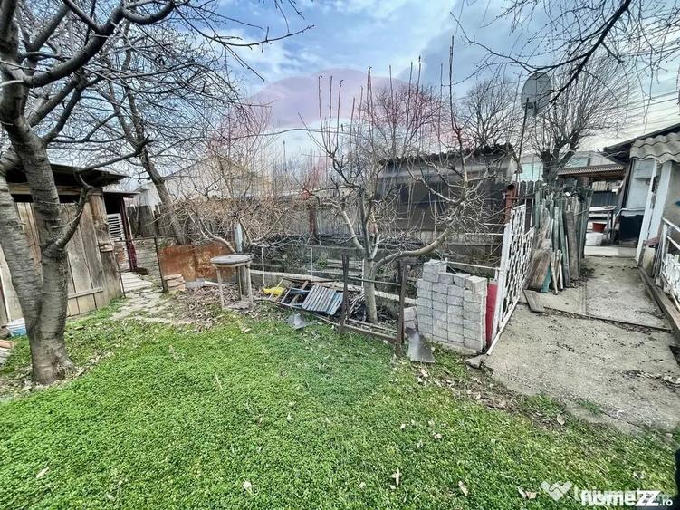 Casă cu 3 camere cu Teren 500 Mp în Central