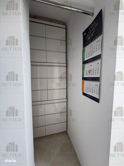 Apartament cu 3 camere decomandat în Tei