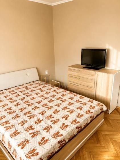 Apartament cu 2 camere semidecomandat, mobilat în Ultracentral