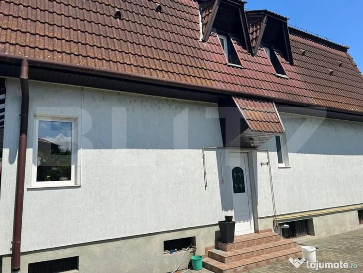 Casă cu 8 camere cu Teren 688 Mp în Libertății