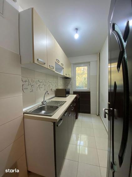 Apartament cu 2 camere decomandat în Berceni
