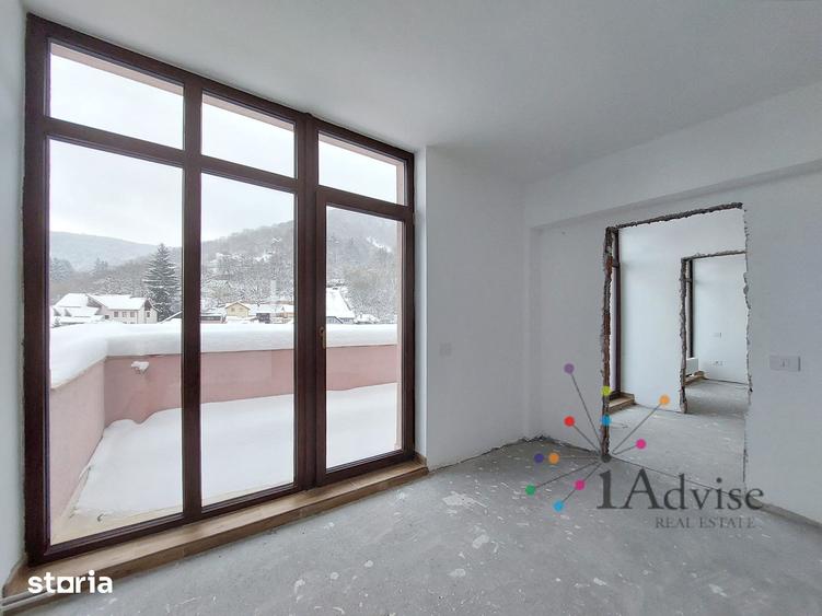 Apartament cu 4 camere în Schei