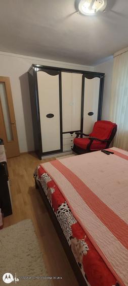 Casă cu 8 camere cu Teren 338 Mp în Faleza Nord