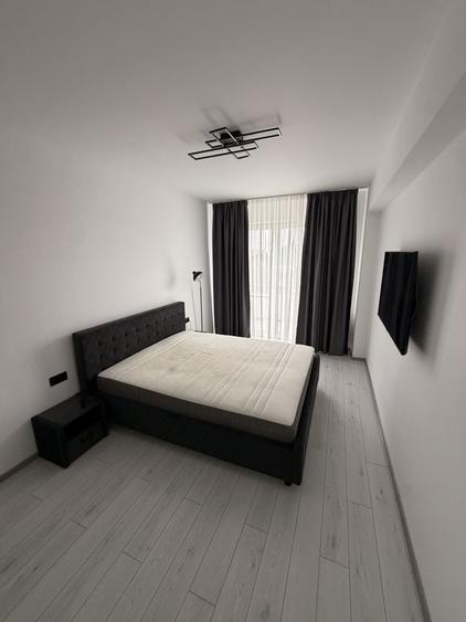 Apartament cu 2 camere decomandat în Exterior Vest