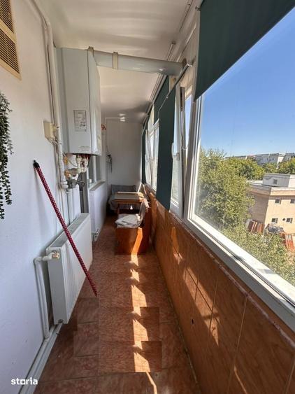 Apartament cu 2 camere decomandat în Buzaului