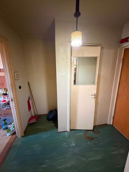Apartament cu 2 camere semidecomandat în Vitan