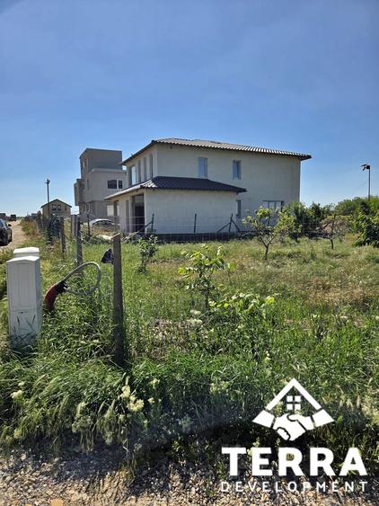 Teren Construcții intravilan de 340 mp, în Vest