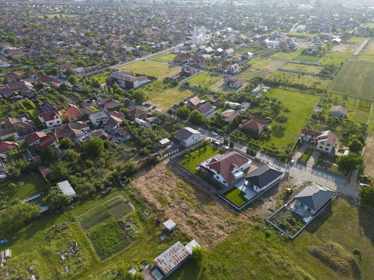 Teren intravilan 668 mp in Gradi?te, Arad - 16