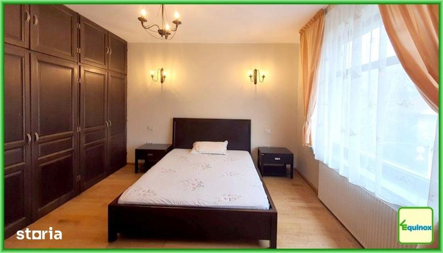 Casă cu 6 camere cu Teren 375 Mp în Matei Voievod