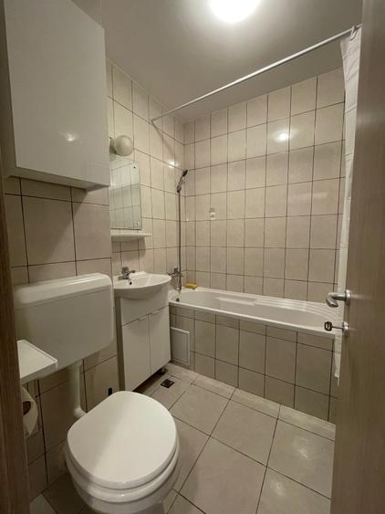 Apartament cu 2 camere semidecomandat, mobilat în Grivița