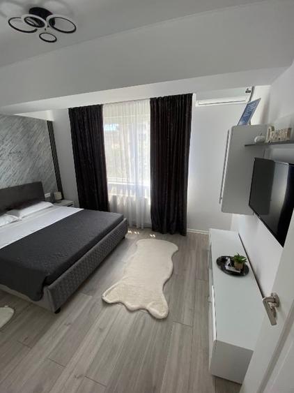 Apartament cu 2 camere semidecomandat, mobilat în Nord