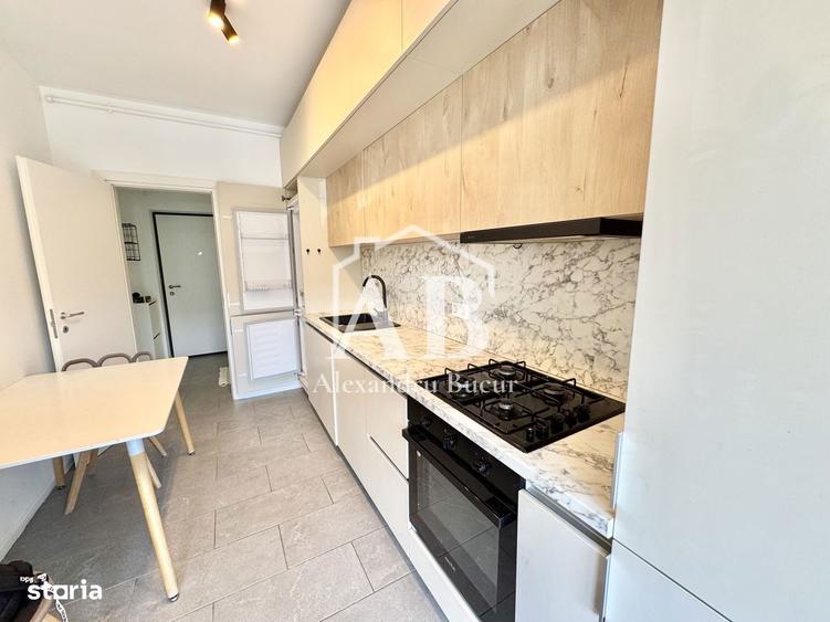 Apartament cu 3 camere, mobilat în Central