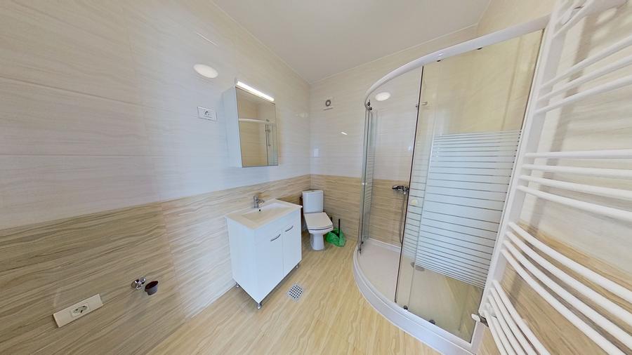 Apartament cu 3 camere în Băneasa