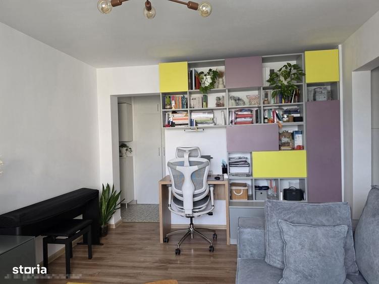 Apartament cu 2 camere semidecomandat în Victoriei