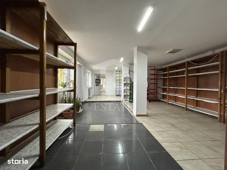Casă cu 4 camere în Pecineaga