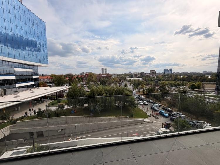 Apartament cu 2 camere decomandat, mobilat în Aviației