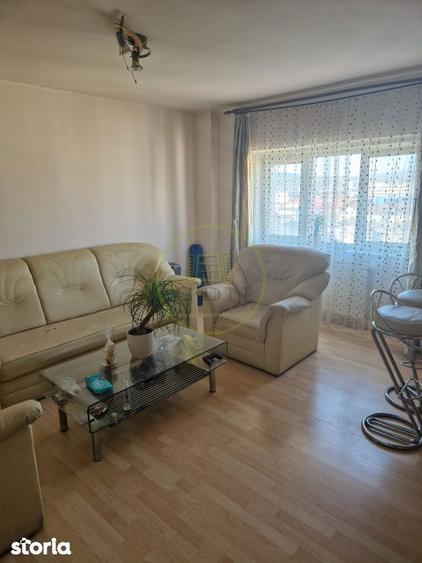 Apartament cu 3 camere decomandat, mobilat în Între Lacuri
