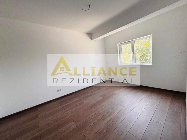 Casă individuală cu 4 camere cu Canalizare în Berceni