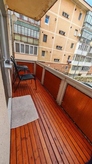 Apartament cu 2 camere semidecomandat, mobilat în Micălaca
