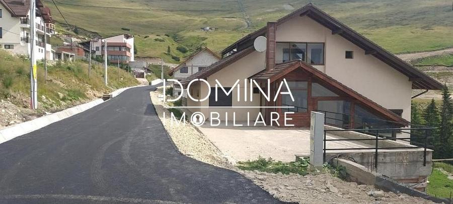 Casă individuală cu 10 camere cu Teren 750 Mp în Rânca