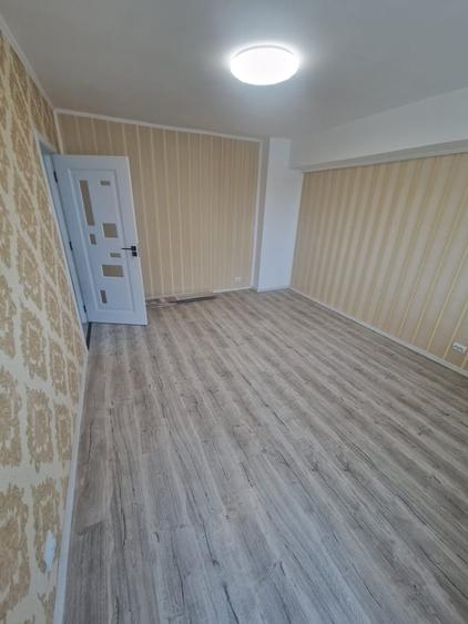 Apartament cu 3 camere decomandat în Militari