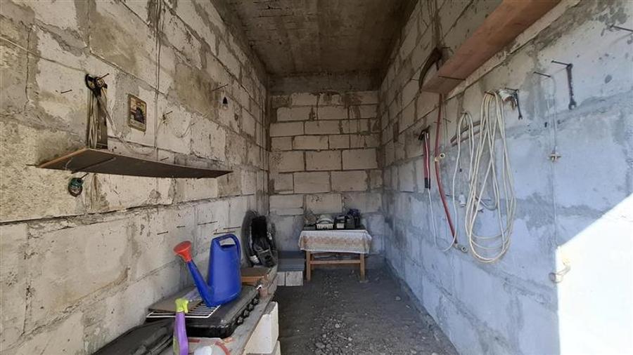 Casă individuală cu 5 camere cu Teren 1000 Mp în Gologanu