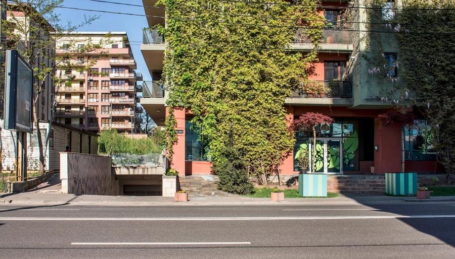 Apartament cu 2 camere semidecomandat în Dosu Bricii
