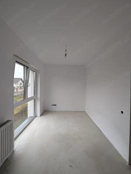 Casă cu 3 camere cu Teren 118 Mp în Florești