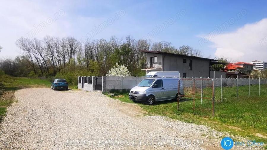 Teren de 500 mp, în Ostroveni