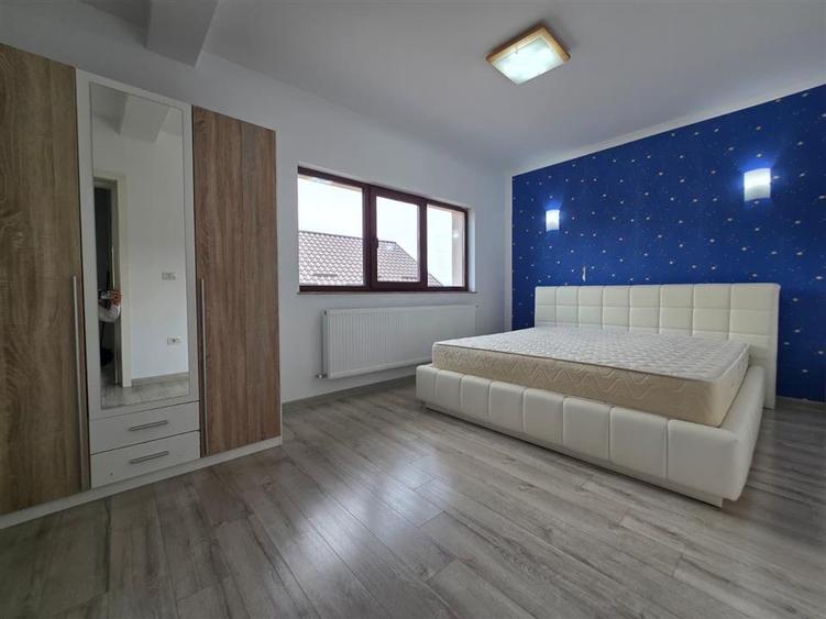 Duplex cu 4 camere cu Teren 250 Mp în Lunca Cetățuii