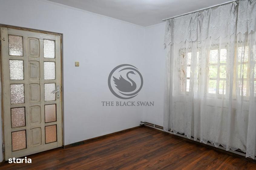 Casă cu 3 camere decomandat în Strejnicu