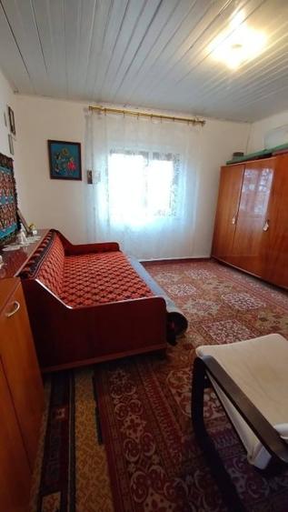 Casă individuală cu 4 camere cu Teren 1200 Mp în Cotorca