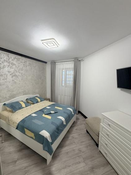 Apartament cu 3 camere decomandat în Ștefan cel Mare