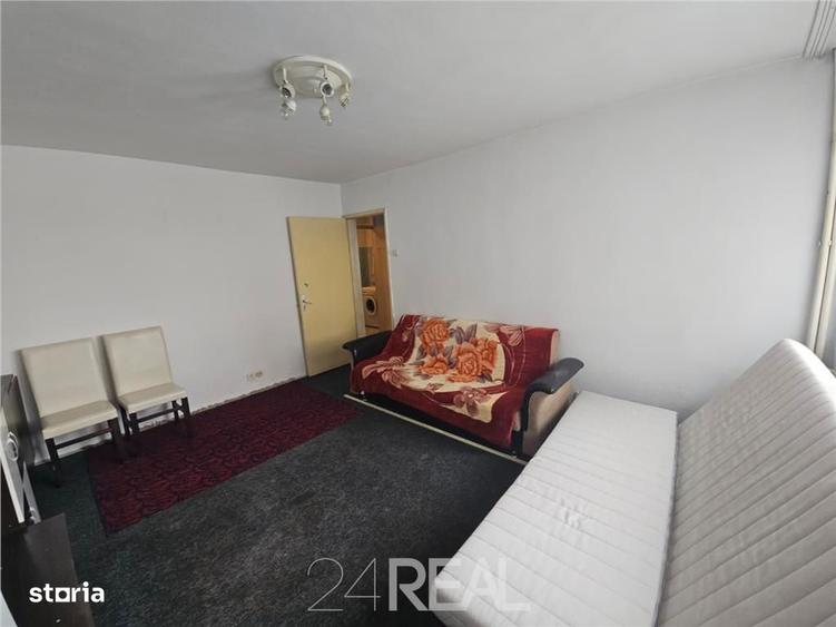 Apartament cu 2 camere decomandat în Cantemir
