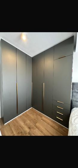 Apartament cu 2 camere decomandat, mobilat în Girocului