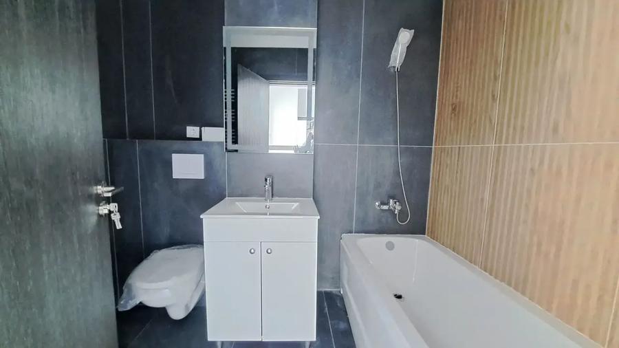 Apartament cu 3 camere decomandat în Theodor Pallady