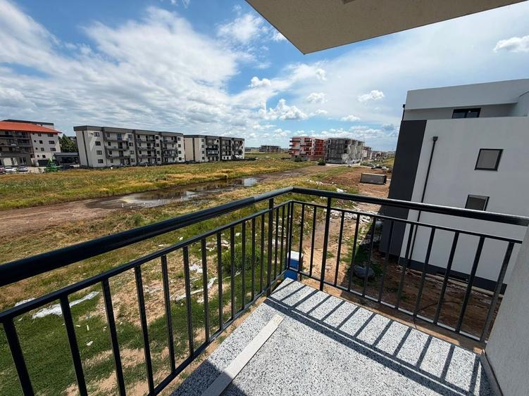 Apartament cu 2 camere decomandat în Fundeni