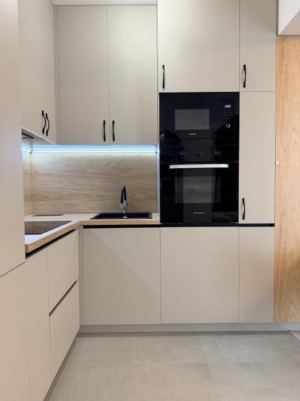 Apartament cu 3 camere decomandat, mobilat în Lipovei