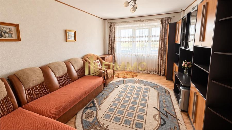 Apartament cu 3 camere decomandat în George Enescu