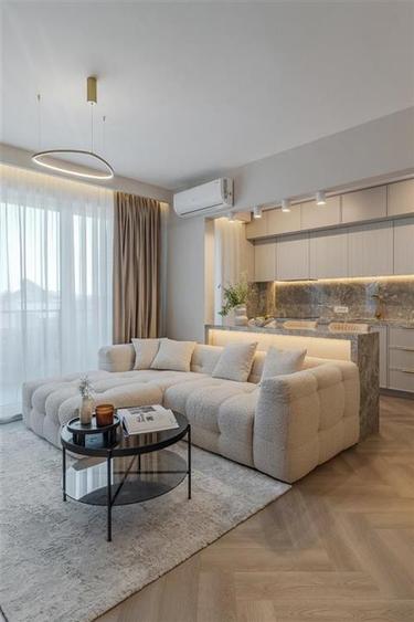 Apartament cu 4 camere decomandat, mobilat în Nufărul