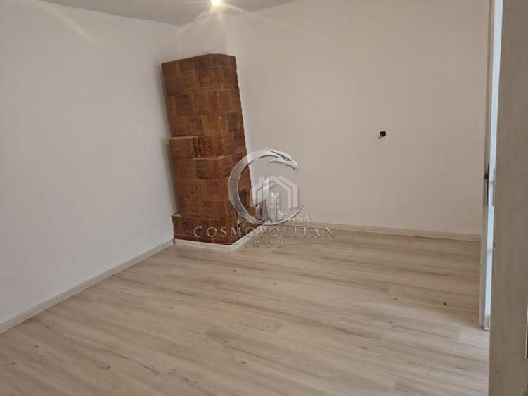 Casă cu 4 camere cu Canalizare în Transilvaniei