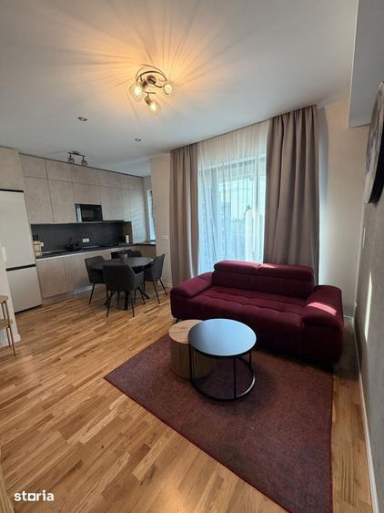 Apartament cu 3 camere în Dămăroaia