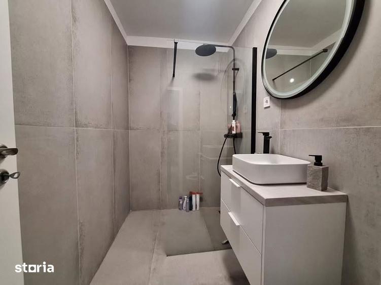 Apartament cu 3 camere în Florești