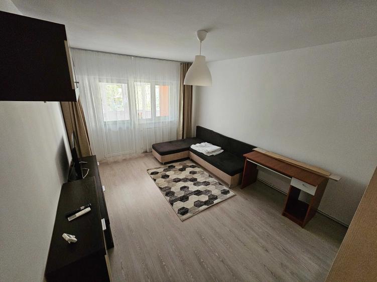 Apartament cu 2 camere decomandat în Ultracentral