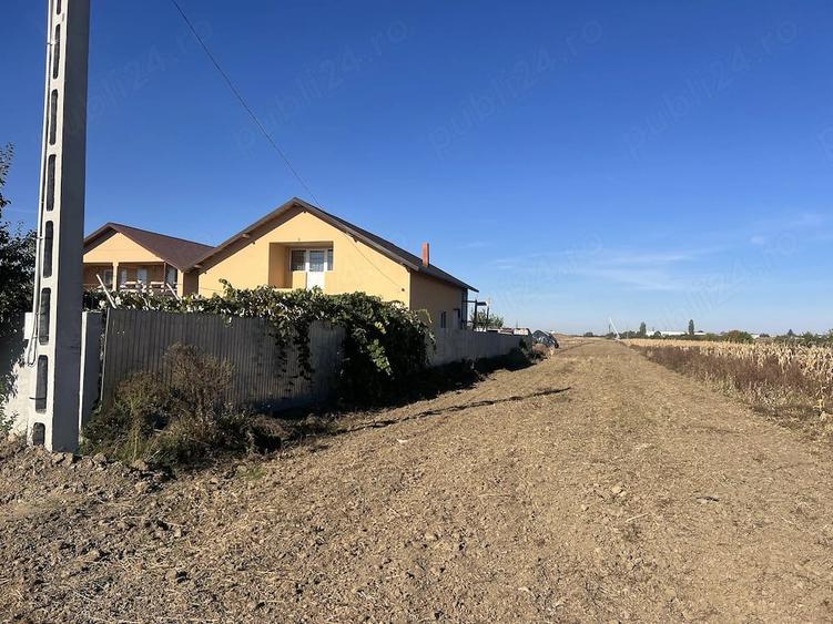 Teren de 3260 mp, în Mogoșani