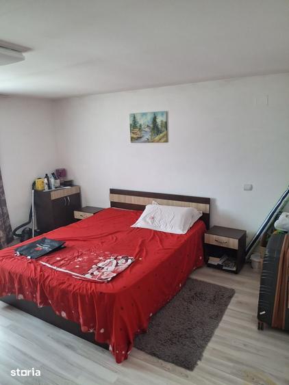 Casă cu 3 camere cu Teren 760 Mp în Albești
