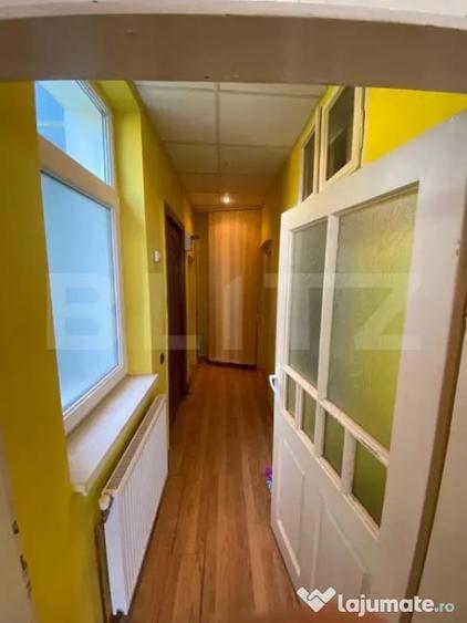 Spațiu comercial, de 58 mp, în Rovine