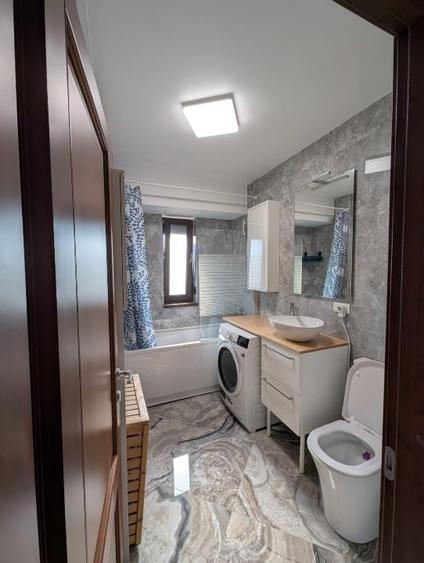 Apartament cu 2 camere decomandat, mobilat în Bucium