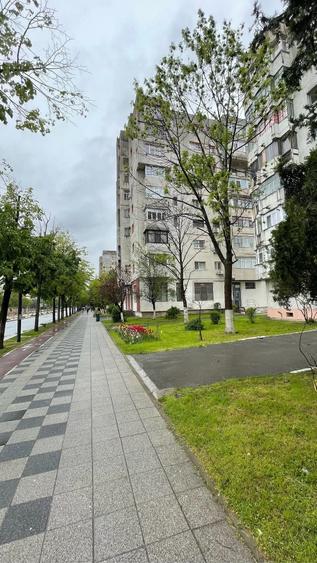 Apartament cu 3 camere decomandat în Unirii Nord