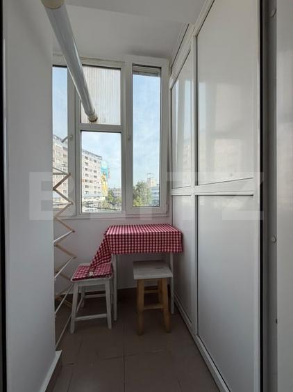Apartament cu 2 camere semidecomandat, mobilat în Central